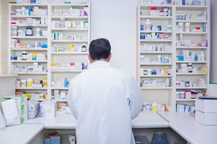 canada pharmacist opioid addiction