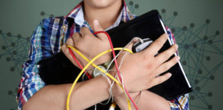 Exploring the link between drug abuse and internet addiction among students drug abuse and internet addiction among students