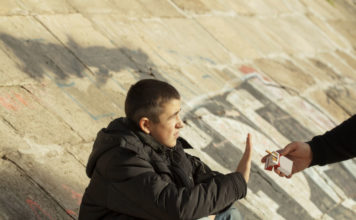 Evidence-based curriculum curbs drug use among teens and their peers Evidence-based program curbs drug use among teens and their peers