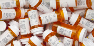 Painkiller misuse is nearly doubled among the uninsured Painkiller misuse is nearly doubled among the uninsured