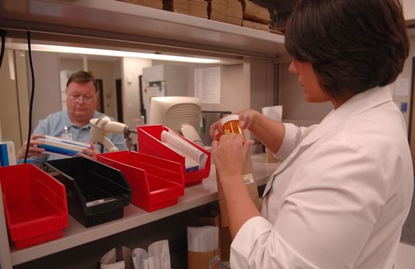 Four Arizona Doctors Prescribed Nearly 6 Million Opioids in a Year