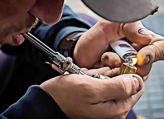 What is Crack? Signs of Use, Dangers, Side Effects and Withdrawals crack pipe